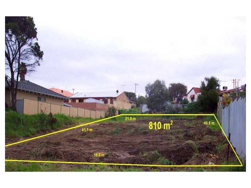 15 Leichhardt Drive, Two Rocks WA 6037