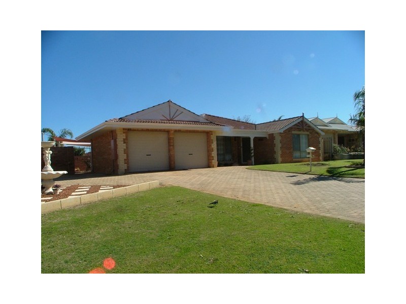 9 Canterbury Circle, Currambine WA 6028