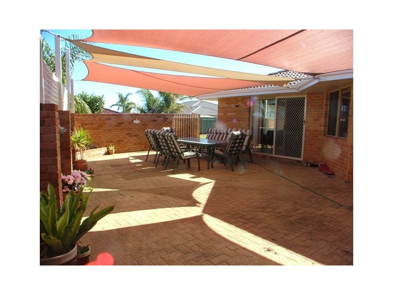 9 Canterbury Circle, Currambine WA 6028