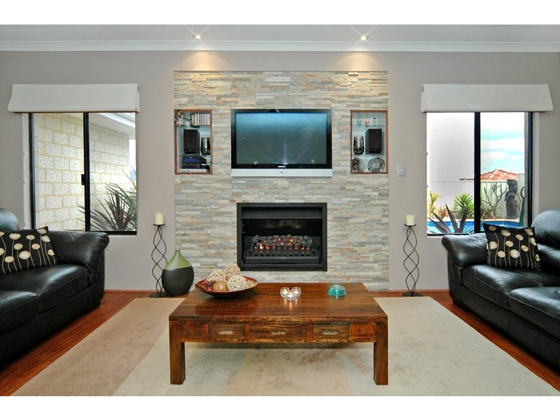 21 Litchfield Cr, Carramar WA 6031