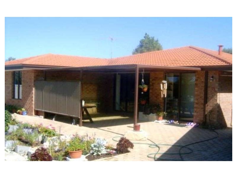 12 Bellingham PL, Padbury WA 6025