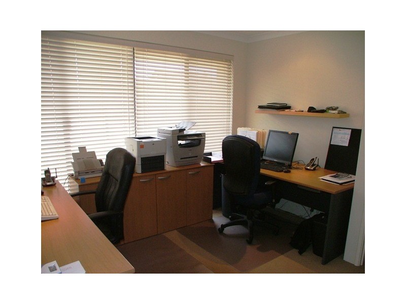12 Enfield Turn, Carramar WA 6031
