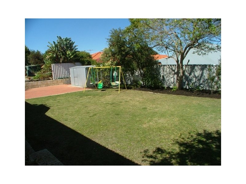 9 Bay Meadows Hts, Connolly WA 6027