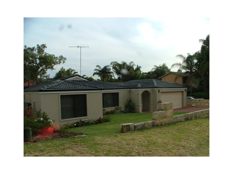 4 Arnisdale Road, Duncraig WA 6023