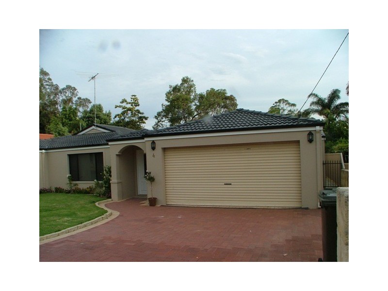 4 Arnisdale Road, Duncraig WA 6023