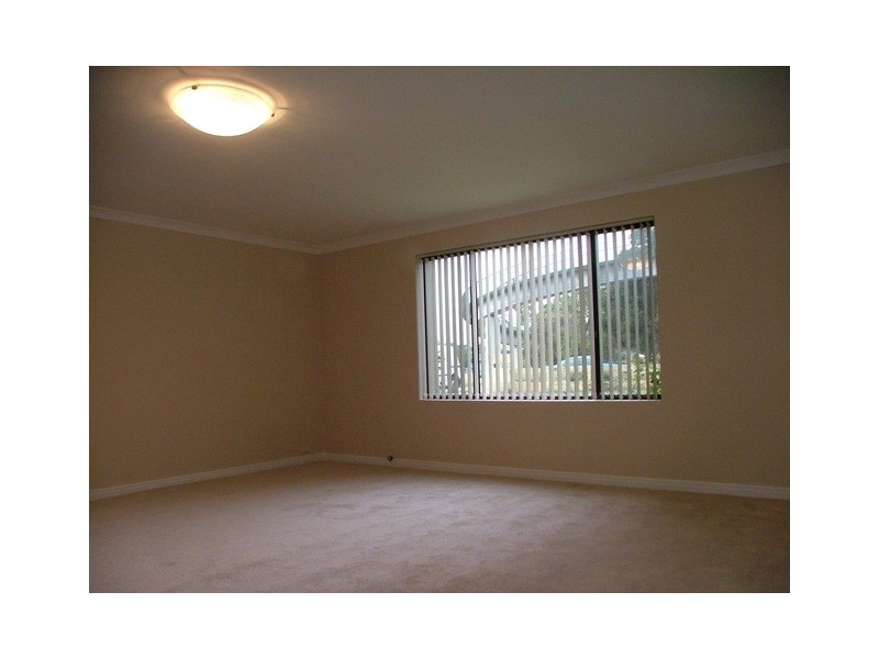 4 Arnisdale Road, Duncraig WA 6023