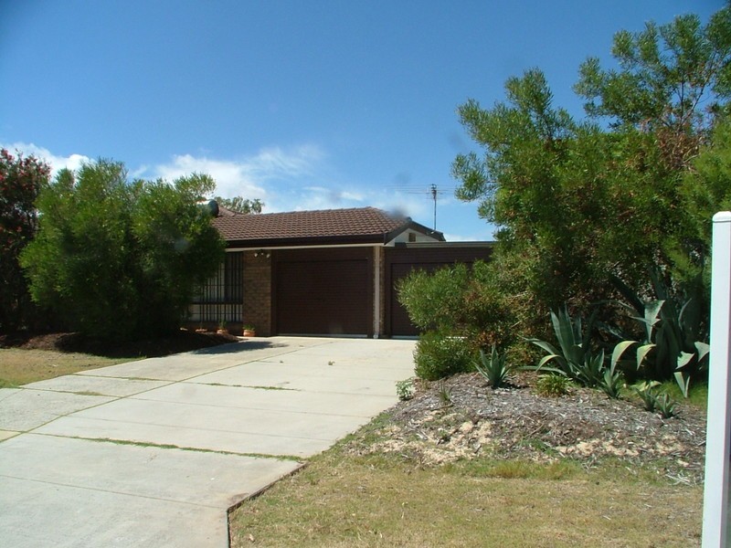 5 Carson Pl, Heathridge WA 6027