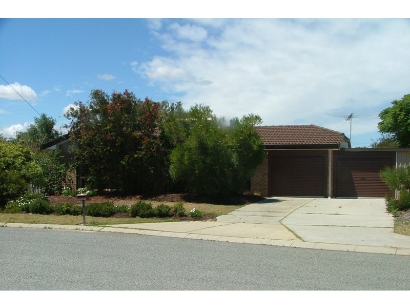 5 Carson Pl, Heathridge WA 6027