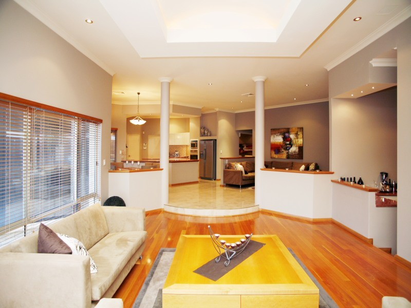 4 Mirror Place, Ocean Reef WA 6027