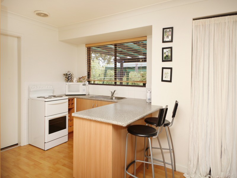 6 Richards Crescent, Craigie WA 6025