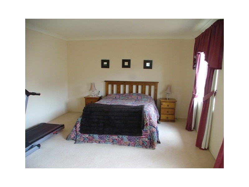 15 Voyage Road, Heathridge WA 6027