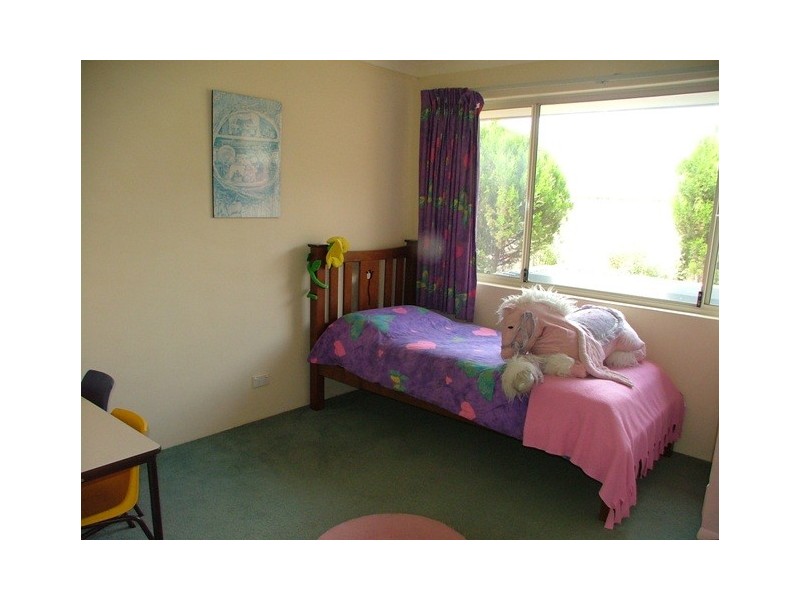 15 Voyage Road, Heathridge WA 6027