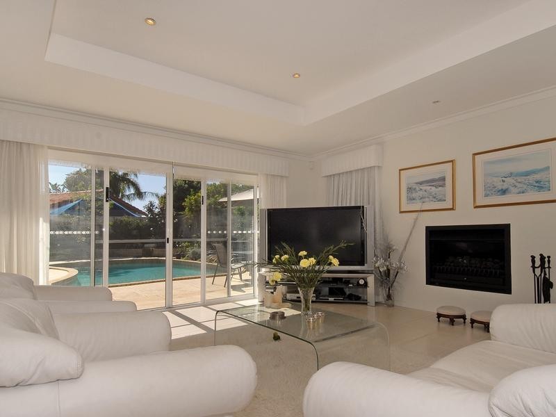 4 Bulla Place, Hillarys WA 6025