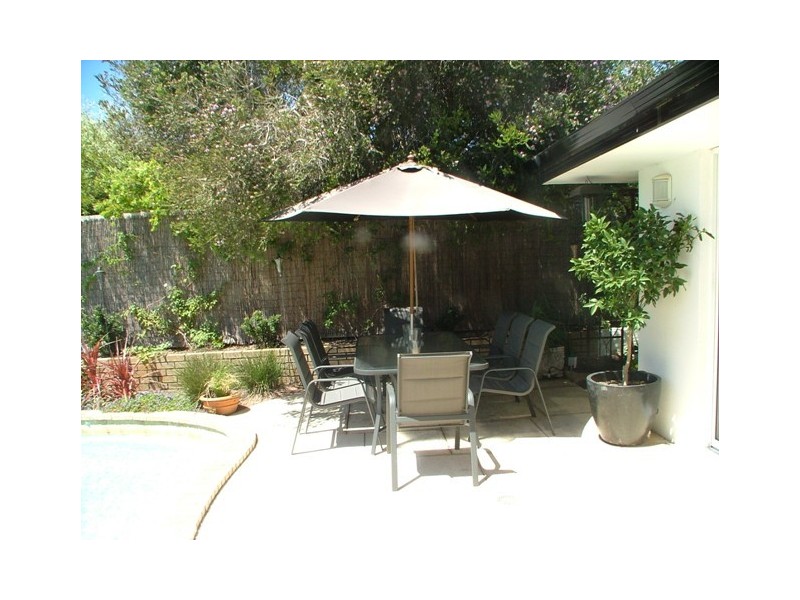 4 Bulla Place, Hillarys WA 6025