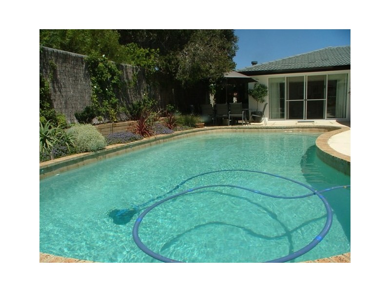 4 Bulla Place, Hillarys WA 6025