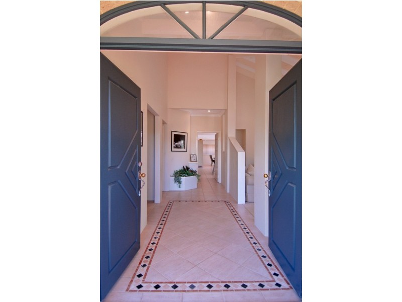 2 Oakwood Ct, Currambine WA 6028