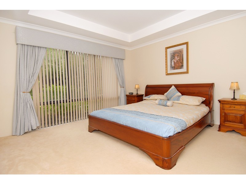 2 Oakwood Ct, Currambine WA 6028