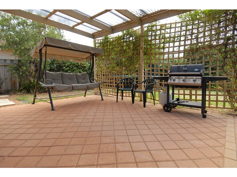 2 Oakwood Ct, Currambine WA 6028