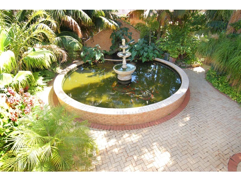7 Cromer Grove, Kallaroo WA 6025