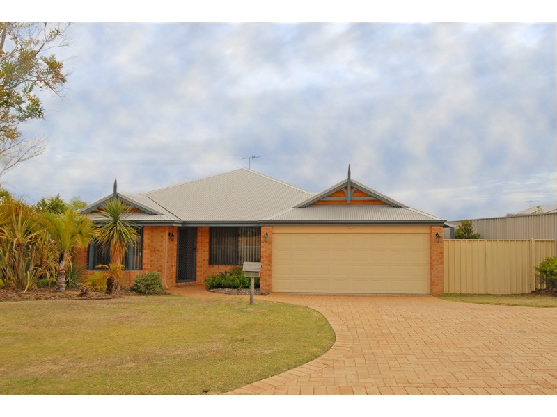 12 Mokutu Ct, Quinns Rocks WA 6030