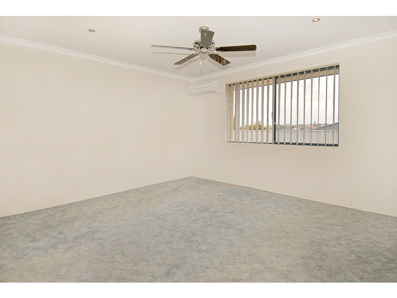 12 Mokutu Ct, Quinns Rocks WA 6030