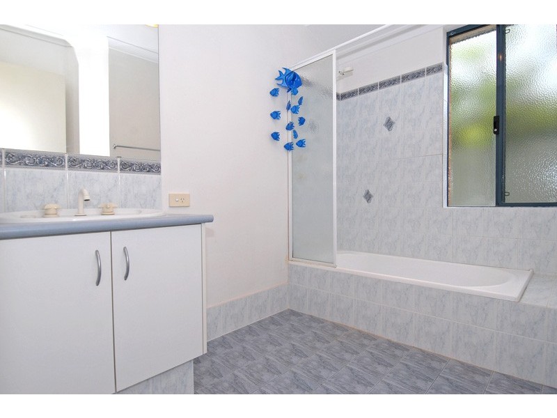 12 Mokutu Ct, Quinns Rocks WA 6030