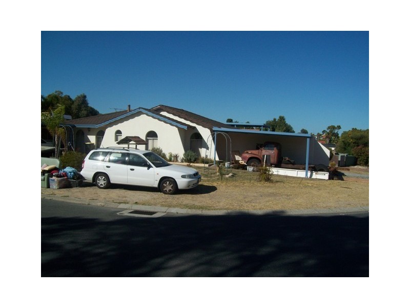 2 Tamma Court, Heathridge WA 6027