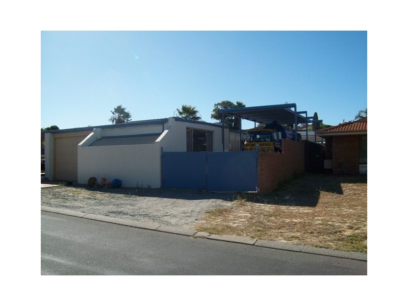 2 Tamma Court, Heathridge WA 6027