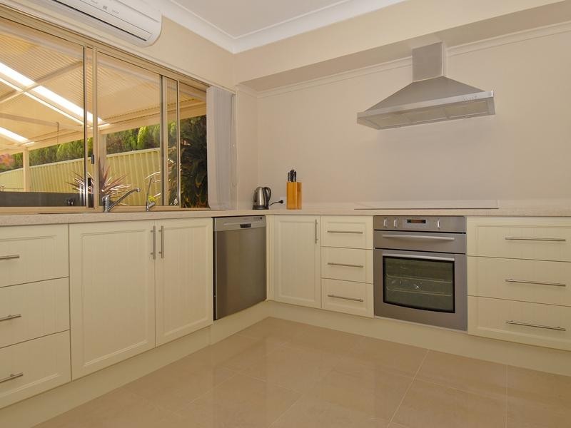 18 Castella Way, Mullaloo WA 6027