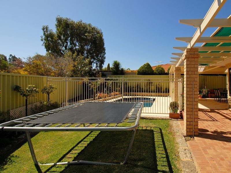 18 Castella Way, Mullaloo WA 6027