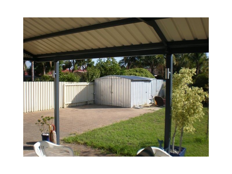 22 Butcher Rd, High Wycombe WA 6057