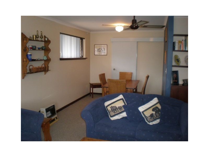 10 Castlefern Way, Duncraig WA 6023