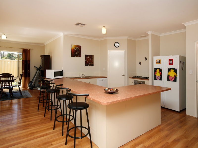 70 Conti Rd, Tapping WA 6065