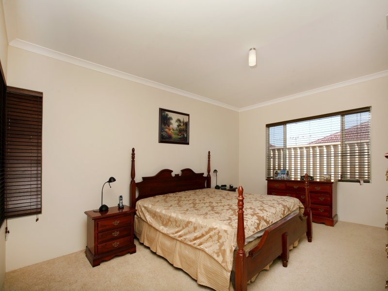 70 Conti Rd, Tapping WA 6065