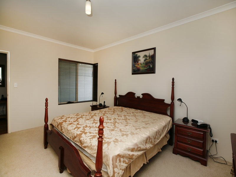 70 Conti Rd, Tapping WA 6065