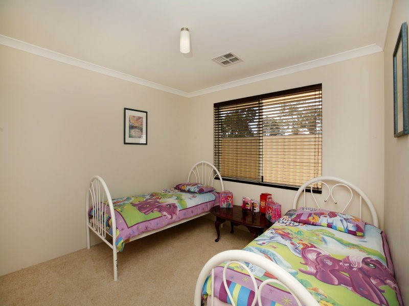 70 Conti Rd, Tapping WA 6065