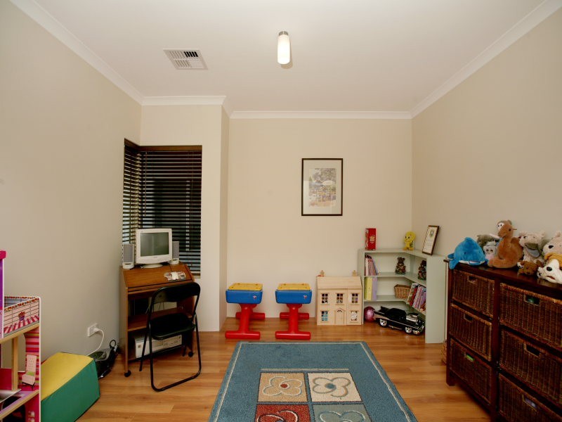 70 Conti Rd, Tapping WA 6065