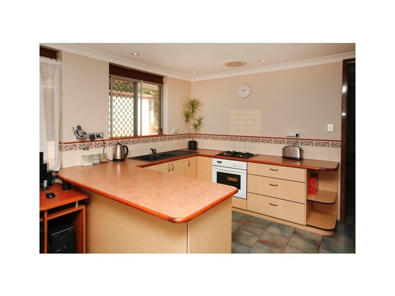 215 Camberwarra Dve, Craigie WA 6025