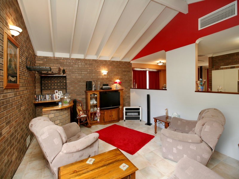 9  Nannatee Way, Wanneroo WA 6065