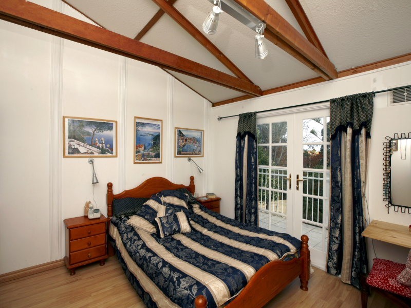 8 Webb Place, Hillarys WA 6025