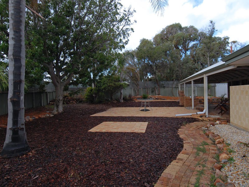 16 Culwalla Close, Kallaroo WA 6025
