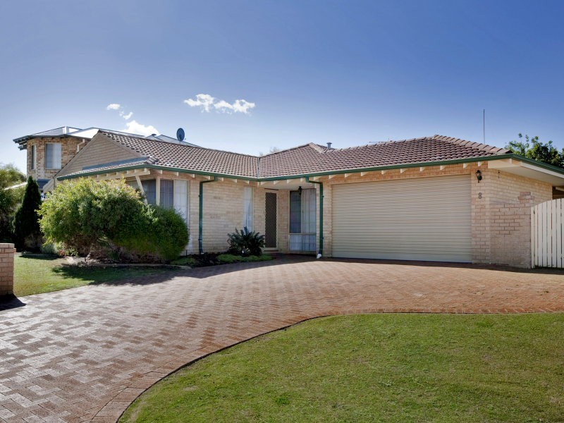 8 Carron Rise, Hillarys WA 6025
