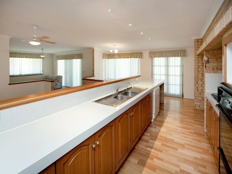 8 Carron Rise, Hillarys WA 6025