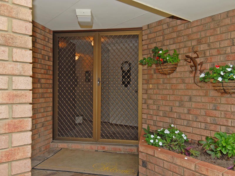 12 Georges Close, Kallaroo WA 6025