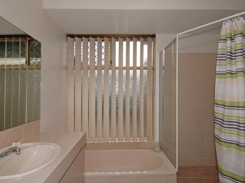 12 Georges Close, Kallaroo WA 6025