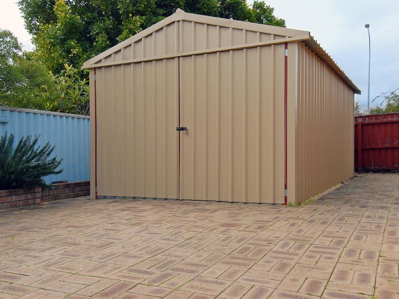 12 Georges Close, Kallaroo WA 6025