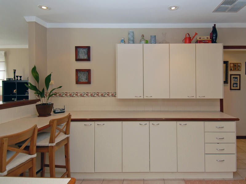 8 Venus Way, Hillarys WA 6025