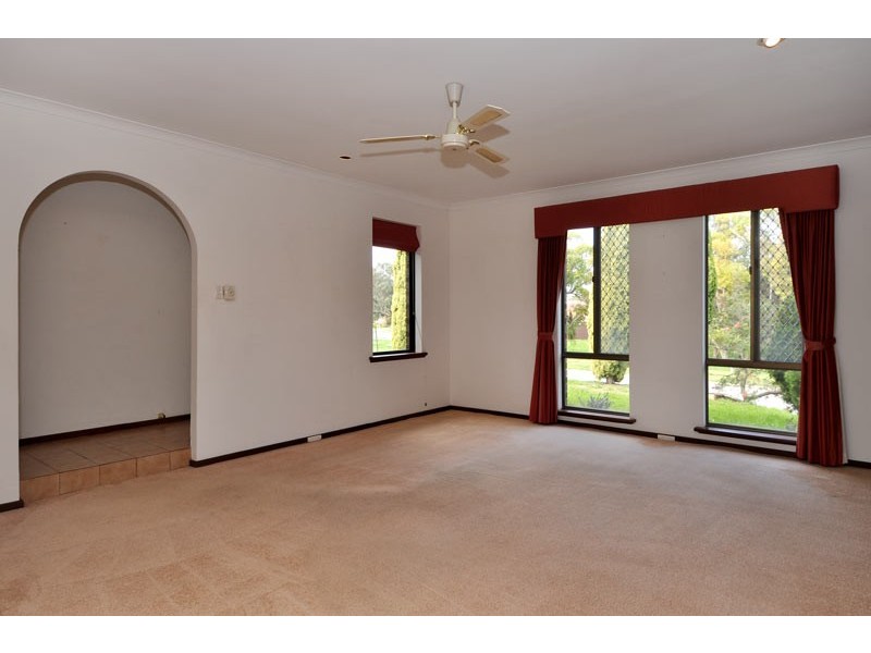 22 Langholm Pl, Duncraig WA 6023