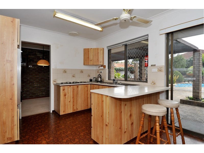 22 Langholm Pl, Duncraig WA 6023