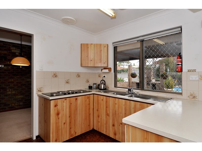 22 Langholm Pl, Duncraig WA 6023